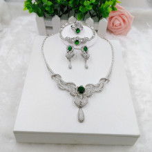 兴雅饰品加工厂 专业打造编织发束与珠宝首饰批发